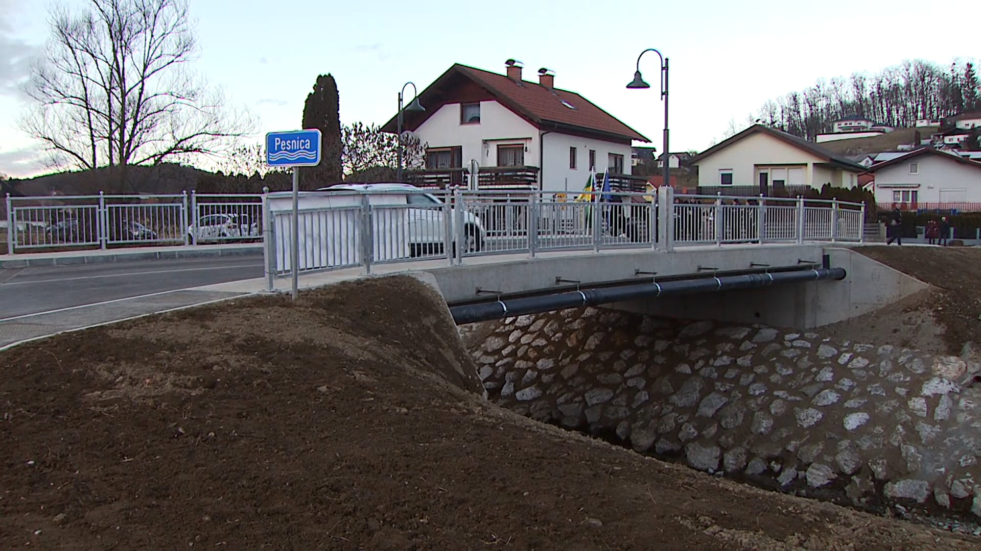 V Gradiški otvorili prenovljen most