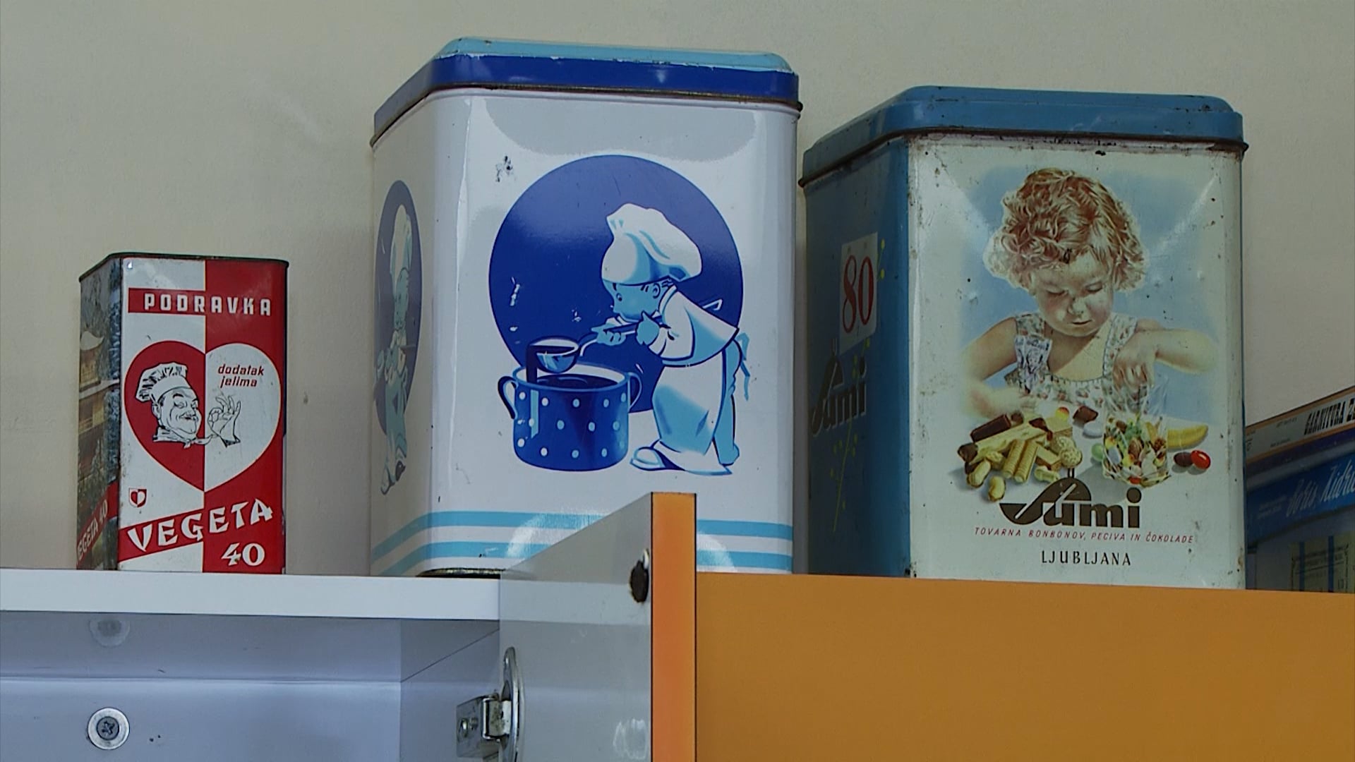 Tri zgodbe februarskega utripa, katera je vaša najljubša?