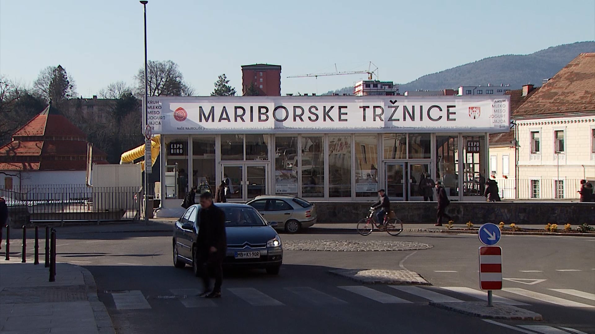 Odprl se je nadomestni mlečno-mesni paviljon