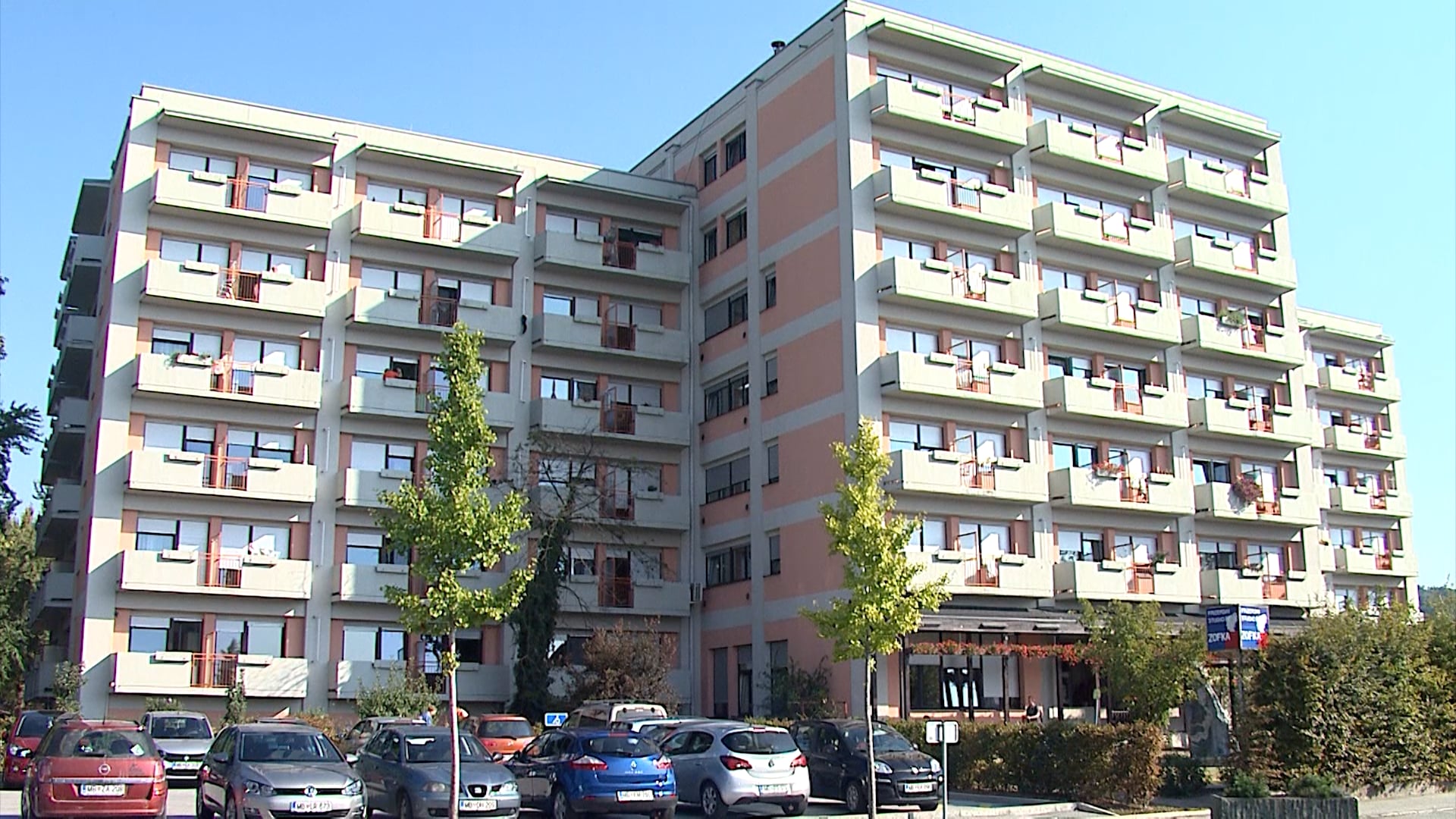 Marec prinaša višje oskrbnine