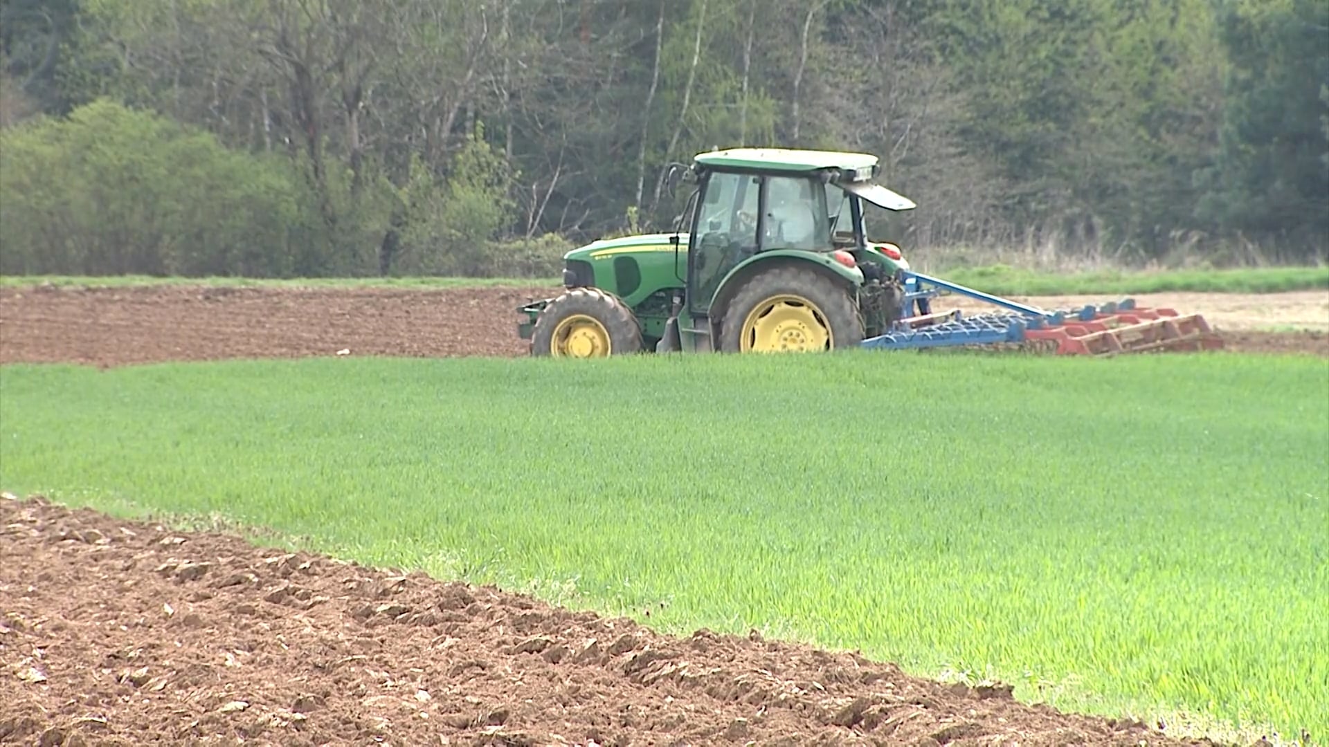Hrane bi lahko proizvedli več, a pod kakšnimi pogoji?