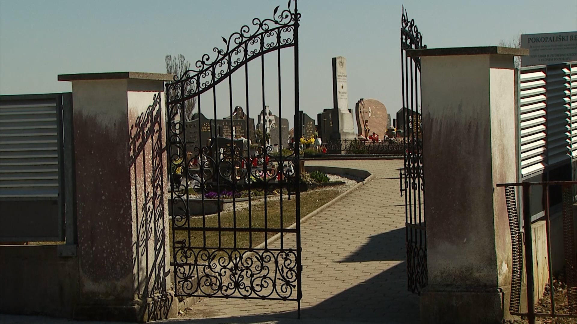 Tri strateško pomembne naložbe