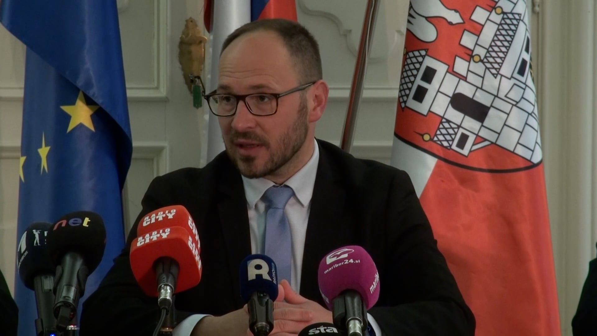 Podpis protokola z ministrom Vrtovcem