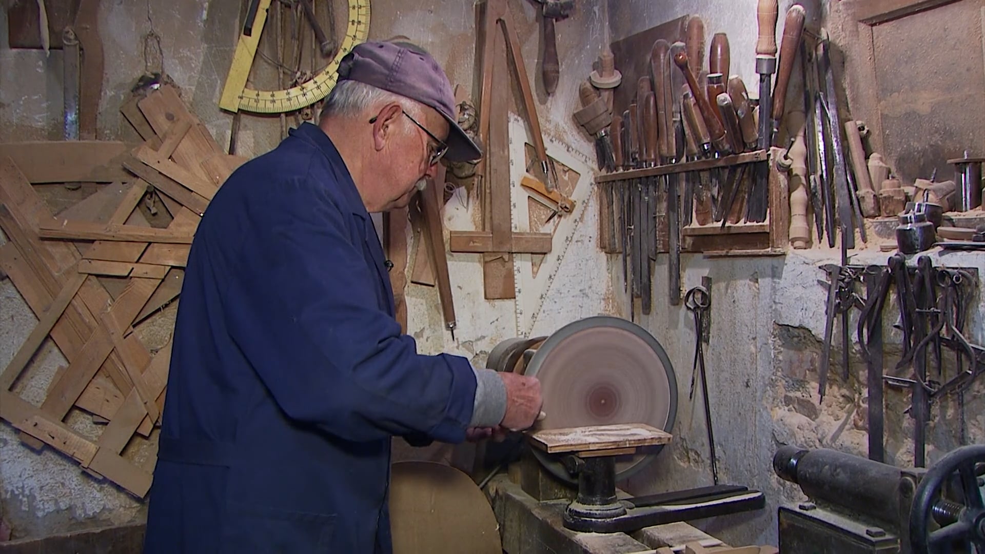 V Jožefovi delavnici nastajajo “poki”