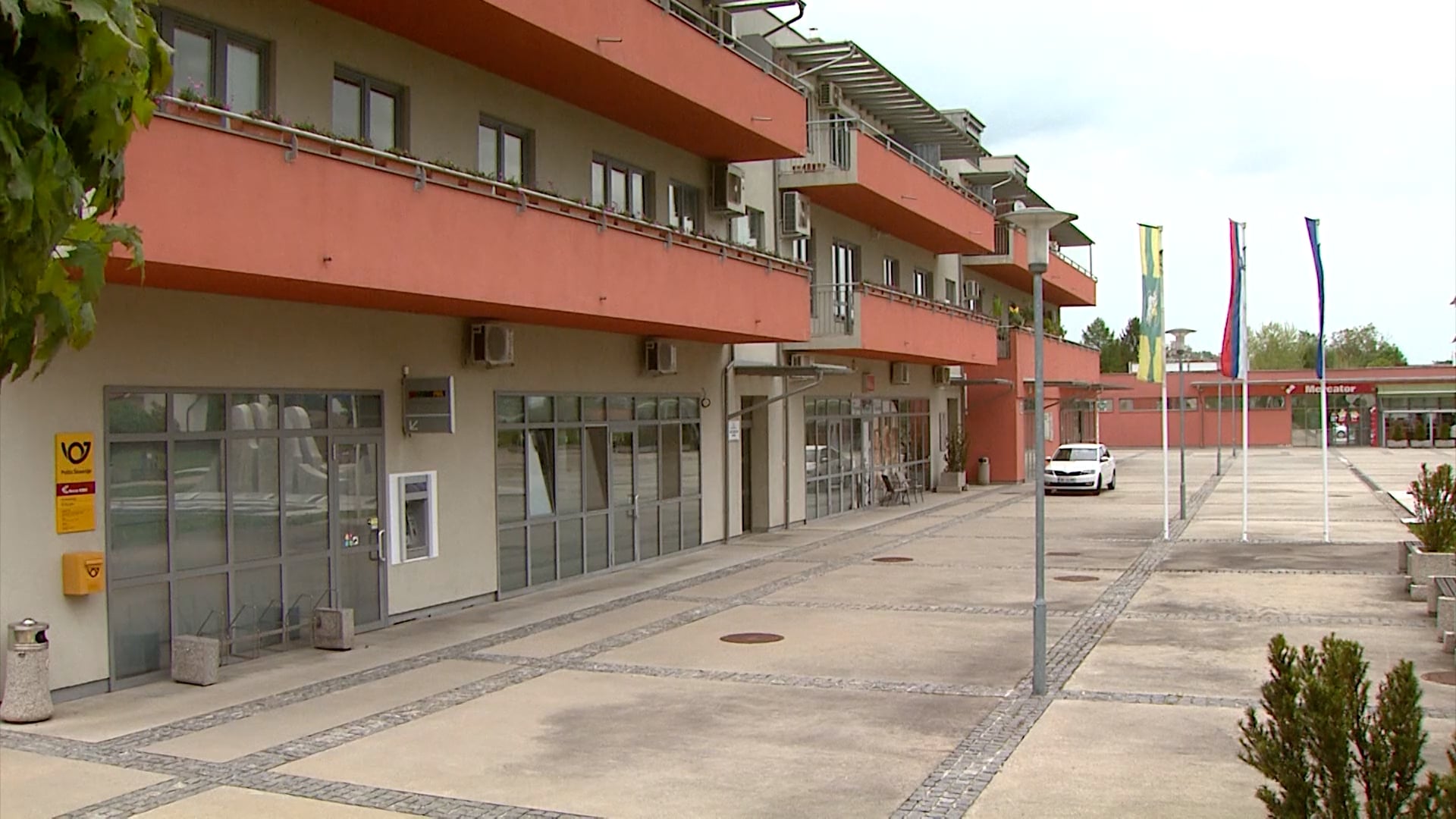 Zakaj lokalne skupnosti hranijo državo?