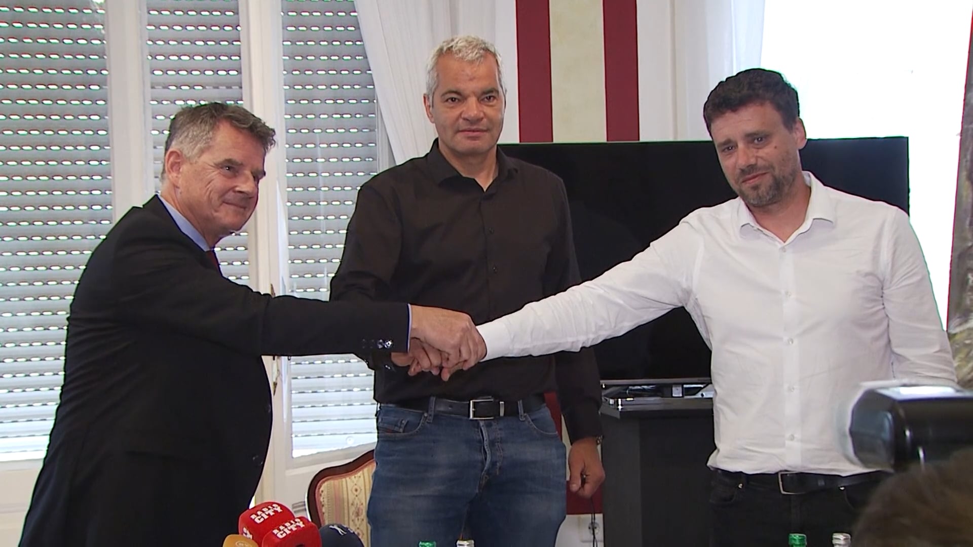 Plan B za prihodnost Zlate lisice
