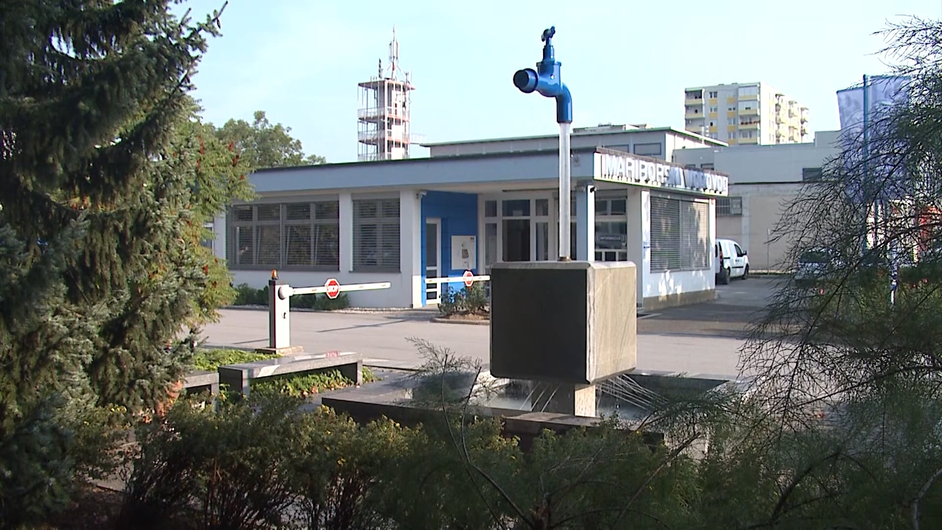 Javna podjetja beležijo visoke dobičke na račun dražjih položnic