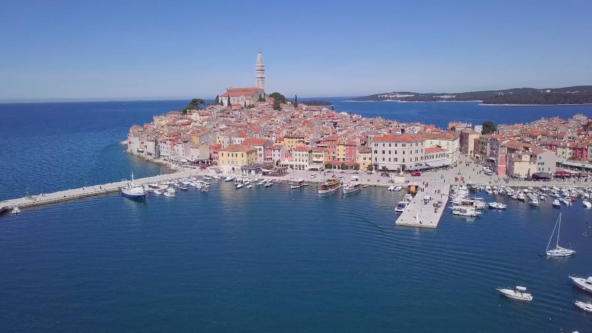 Slovenci še vedno najraje na Hrvaško