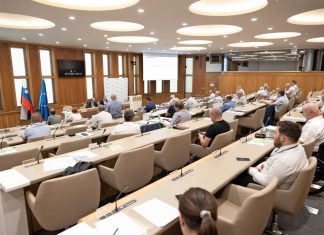 Ob predsedniških in lokalnih volitvah tudi volitve v državni svet