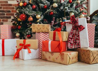 Čarobni december: Obdarovanje otrok v Mestni občini Ptuj