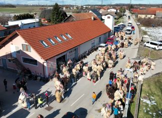 Ko ulice zasedejo koranti, pokači in orači