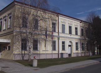 Nastopi številnih folklornih skupin v OŠ Cirkovce