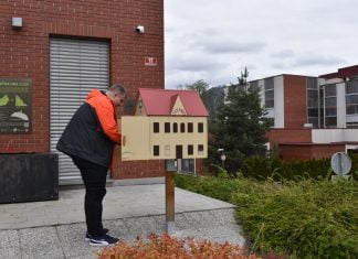 Beribajte vnovič polne knjig