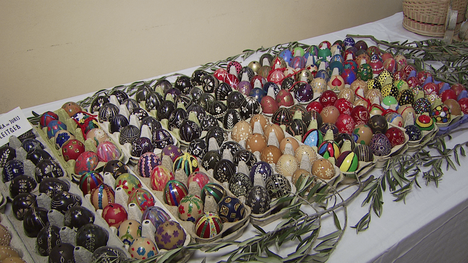 Obširna razstava velikonočnih pirhov