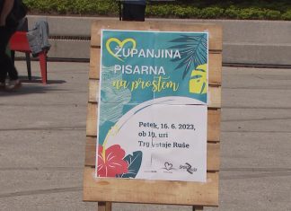 Županjina pisarna na prostem