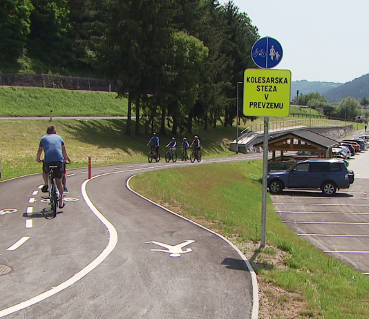 Število nesreč kolesarjev narašča, med najbolj ogroženimi ostajajo starejši in uporabniki e-koles