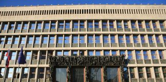 DZ potrdil Šutarjev zakon o nujnih varnostnih ukrepih