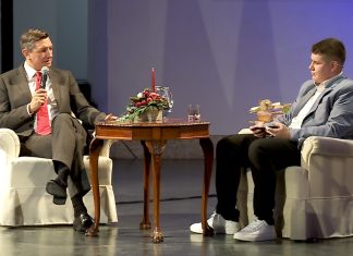 Pahor je obiskal dijake