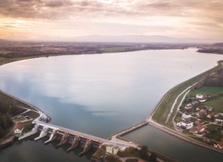 Z muljem iz Ptujskega jezera do novih zelenih površin