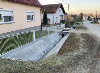 Uredili so hudourniški jarek