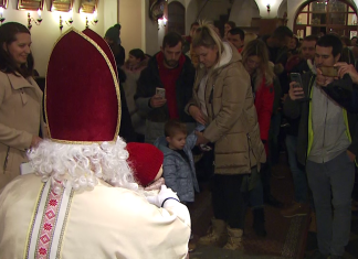 Miklavž razdelil več kot 200 daril