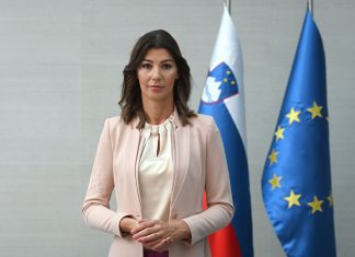 SDS vložila interpelacijo ministrice za pravosodje Dominike Švarc Pipan
