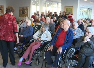 Tradicionalno obdarovanje starostnikov