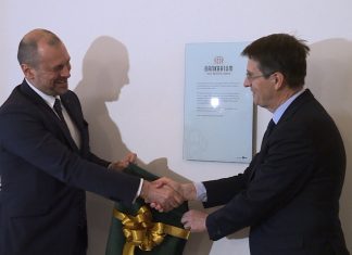 Spomin na prvo občinsko hranilnico