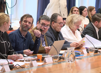 Mestni svet potrdil rebalans proračuna in spremembe v Javnem holdingu Maribor