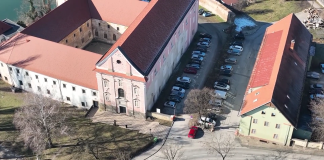 Obnova grajske žitnice kot osrednji projekt muzeja