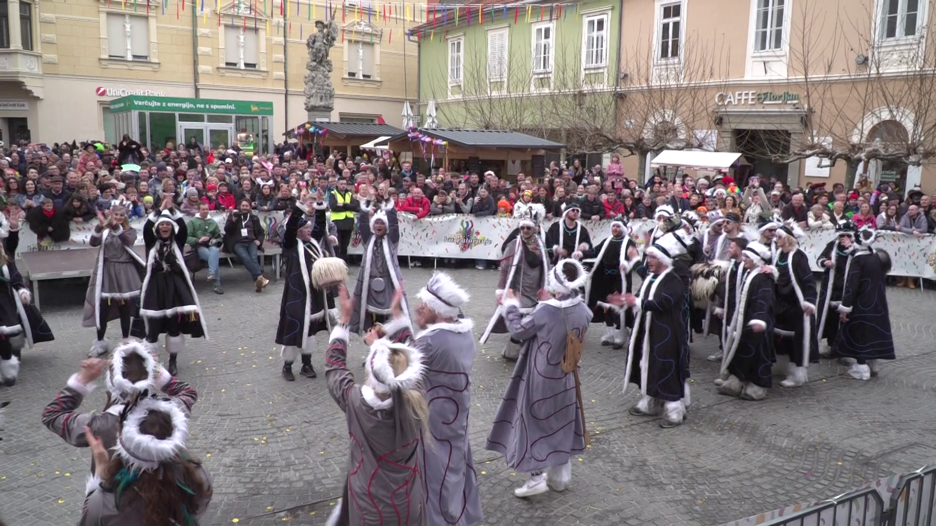 Ptujsko Kurentovanje obeleženo s 3250 udeleženci in številnimi etnografskimi liki