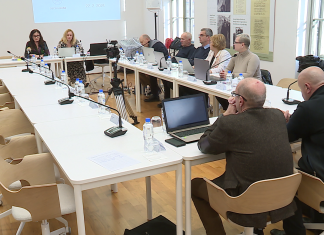 Ponovna obstrukcija občinske seje s strani opozicije