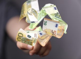 Nova plačna reforma prinaša višje plače zaposlenim v vrtcih, a tudi višje stroške za starše