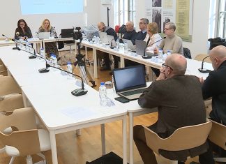 Prvo branje proračuna v tretjem poskusu