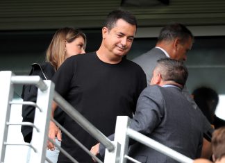 Turški milijonar Acun Ilcali pred vrati Ljudskega vrta