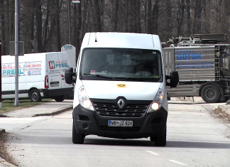 Dotrajana cesta do Poštnega logističnega centra