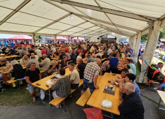 Občina počastila praznik z veselico dolgo v noč