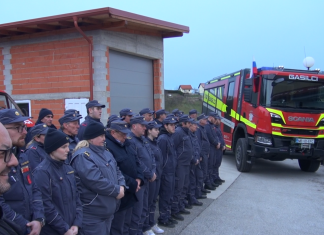 PGD Spodnja Kungota slavnostno prevzelo novo gasilsko vozilo GVC-1