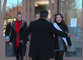 Lendava v znamenju slavja: Katja Zver, prva spremljevalka Miss Slovenije 2024, prejela novo vozilo