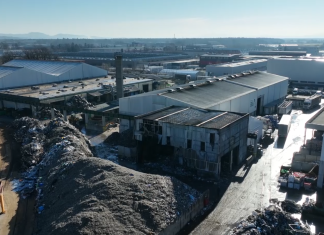 Krajani Tezna ostajajo brez odgovorov glede težav s podjetjem Surovina