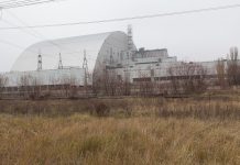 Eksplozija v Černobilu: Požar na zaščitni kupoli reaktorja, žrtev ni bilo