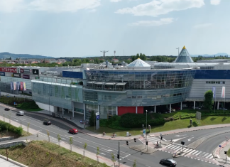 Europark Maribor ob 25. obletnici s poslovnimi uspehi in praznovanjem