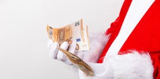 Zakon o obvezni božičnici in zimskem dodatku za upokojence danes začel veljati. Bo vseeno prišlo do sprememb?