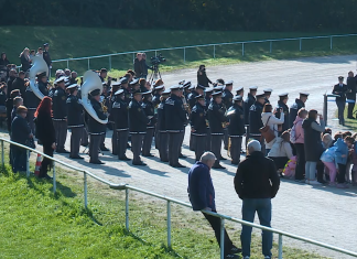 Policisti PU Maribor obeležili 40 let neprekinjenega delovanja policijske konjenice