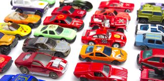 Srečanje zbirateljev Hot Wheels avtomobilčkov v Šentilju