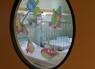 Pediatrična stroka poenotila nasvete za starše