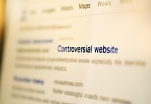 Google zavrača kršitev zakona zaradi promocije foruma o samomoru Google zavrača kršitev zakona zaradi promocije foruma o samomoru