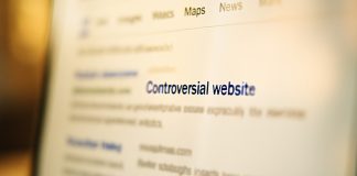 Google zavrača kršitev zakona zaradi promocije foruma o samomoru Google zavrača kršitev zakona zaradi promocije foruma o samomoru