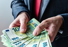 Milijonska prevara: Kriminalisti razbili mrežo za skoraj 10-milijonsko goljufijo in pranje denarja