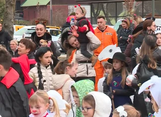 Fašenk v Zgornji Kungoti: Pustno rajanje za vse generacije Fašenk v Zgornji Kungoti: Pustno rajanje za vse generacije